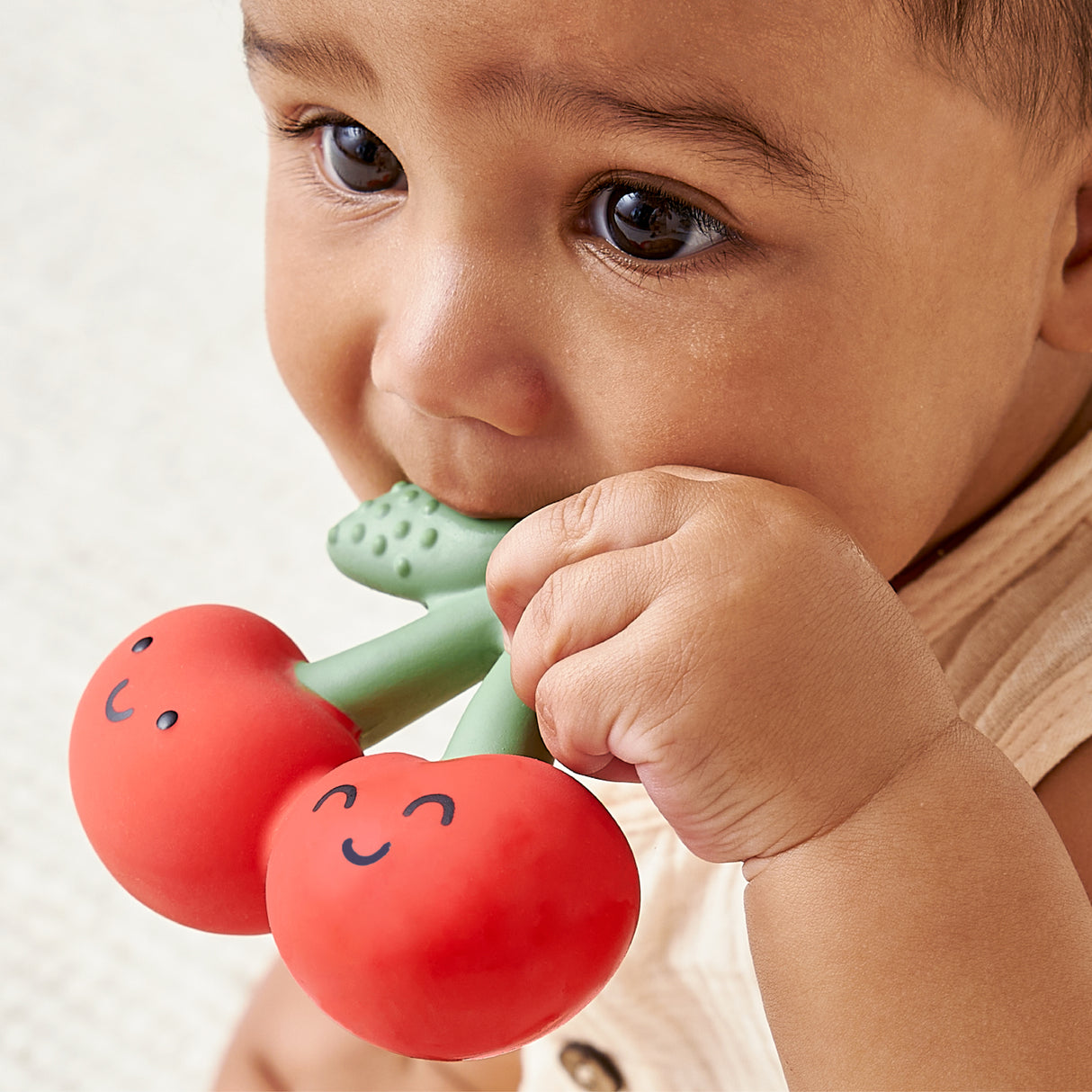 Comfort Crew™ - Natural Rubber Teether - Cherries Itzy Ritzy