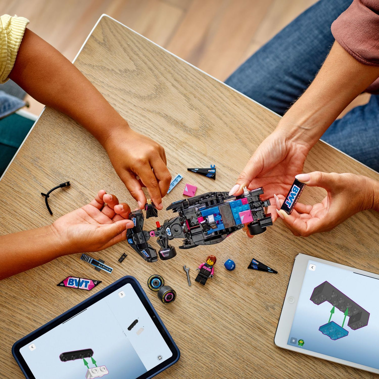 LEGO Speed Champions: BWT Alpine F1® Team A524 Race Car