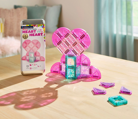 Magna-Tiles Micromags Heart To Heart 24 Piece Travel Set 