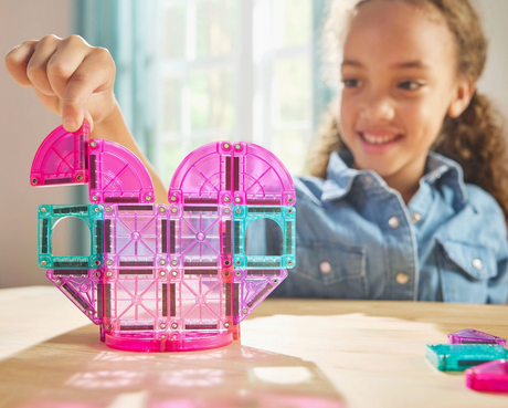 Magna-Tiles Micromags Heart To Heart 24 Piece Travel Set 