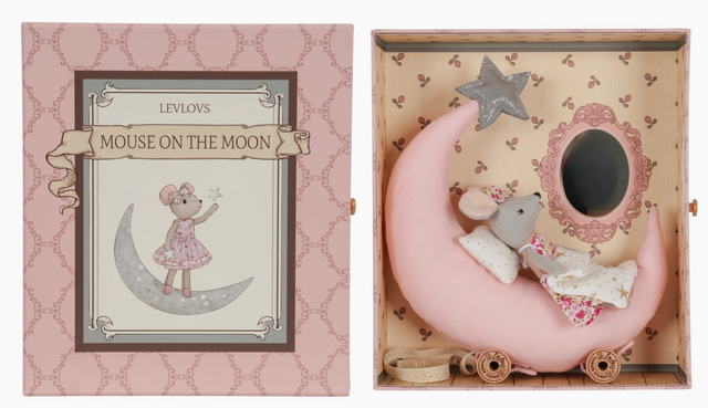 Mouse and the Moon Sweet Dreams