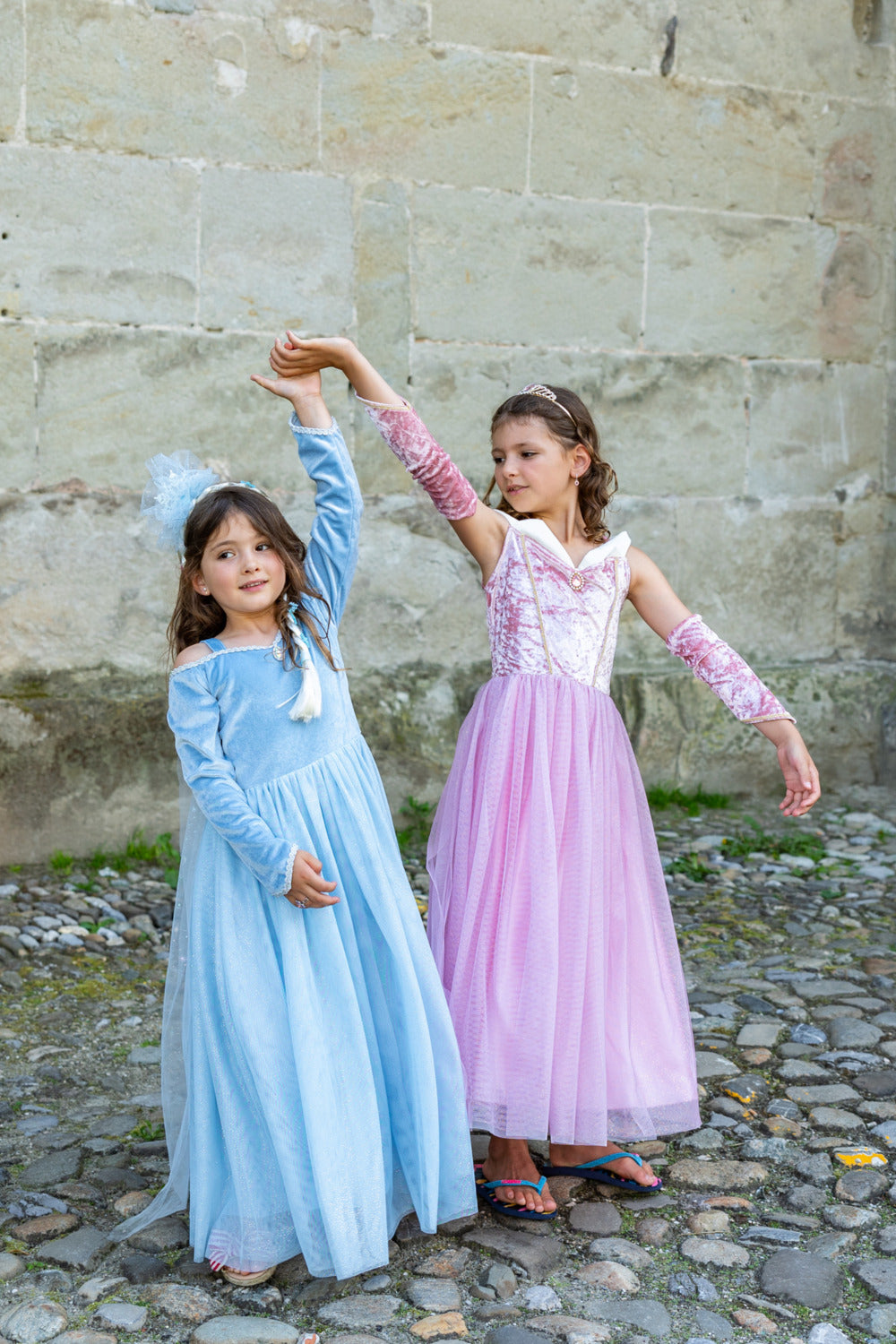 Velvety Soft Sisters Forever Princess (Size 7-8)