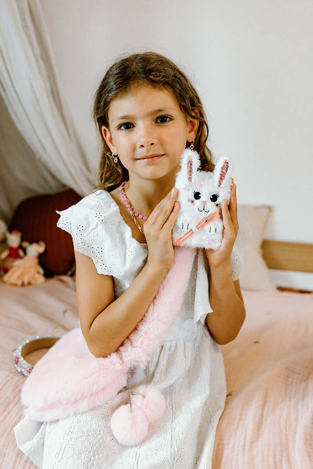 Furry Friends Journal - Bunny Great Pretenders (Creative Education of Canada)