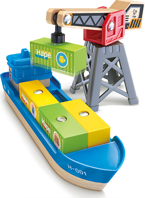 Brio freight ship and crane online