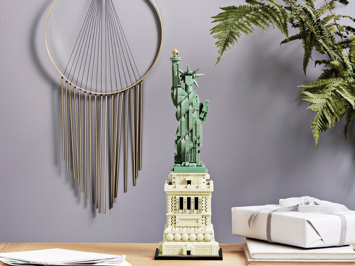 21042 Statue of Liberty - LEGO Architecture LEGO