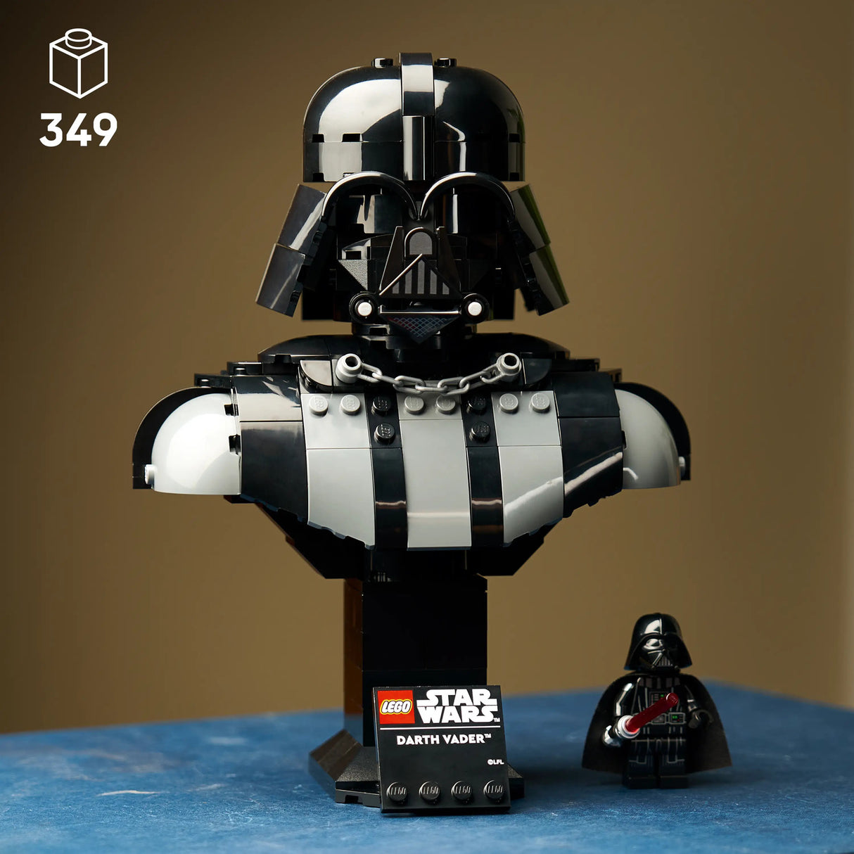 LEGO® Star Wars™ Darth Vader™ Bust
