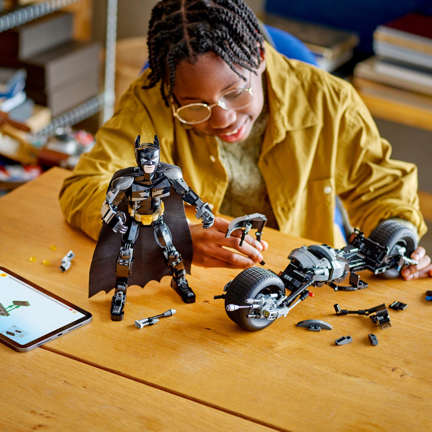 BATMAN & BAT-POD フィギュアセット Amazon.com: Lego DC Batman Buildable Batman Figure and Motorcycle