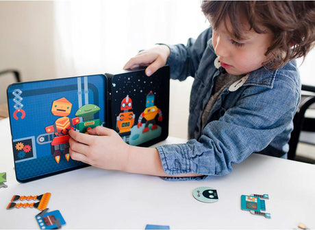 Robot Remix On-The-Go Magnetic Play Set