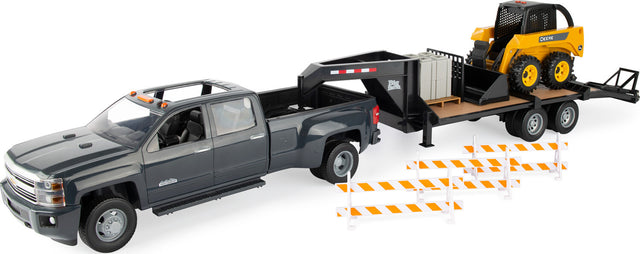 1:16 Big Farm John Deere Construction Set with Skid Loader, Chevrolet Silverado and Accessories